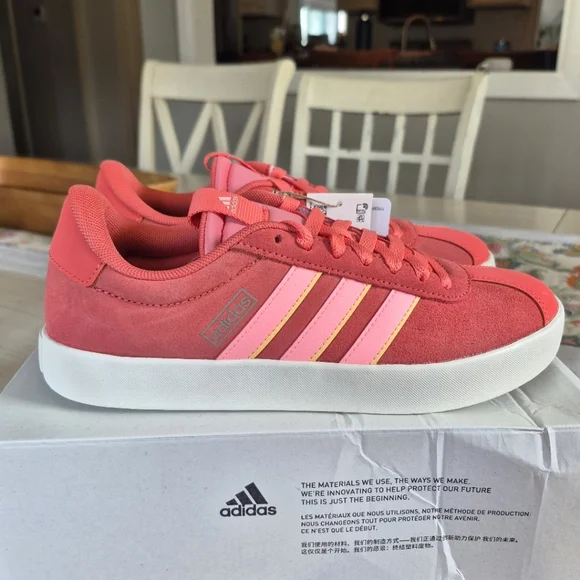 adidas | Shoes | Adidas Vl Court Sneakers Size 7 | Poshmark